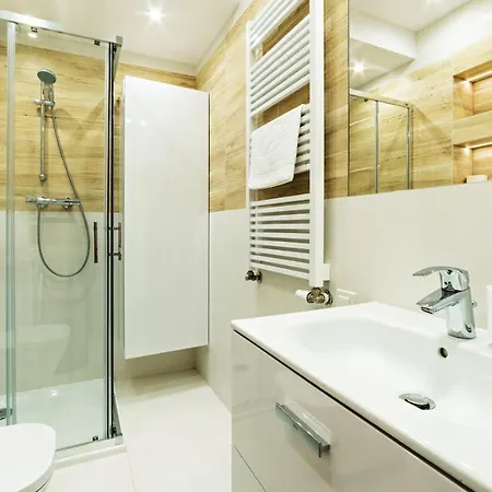 Sun & Snow, Sarnia Residence Appartamento