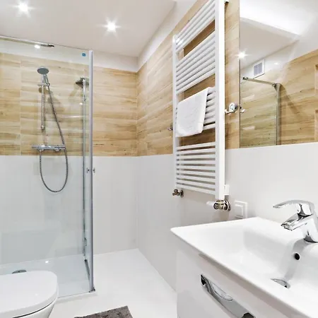 Sun & Snow, Sarnia Residence Appartamento