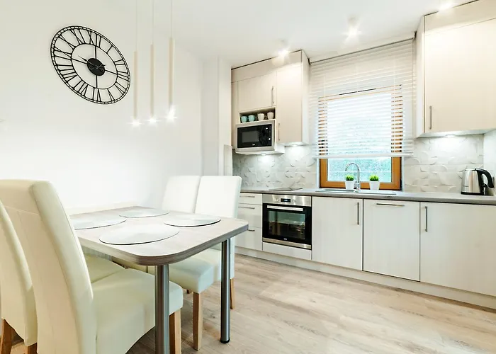 Sarnia Residence, Sun & Snow