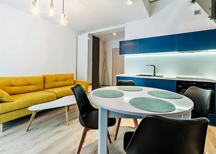 Sarnia Residence, Sun & Snow