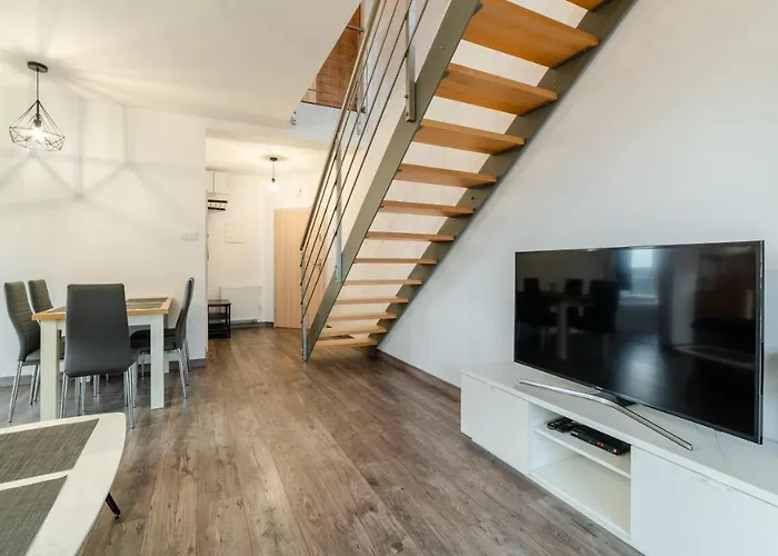 Sarnia Residence, Sun&snow *