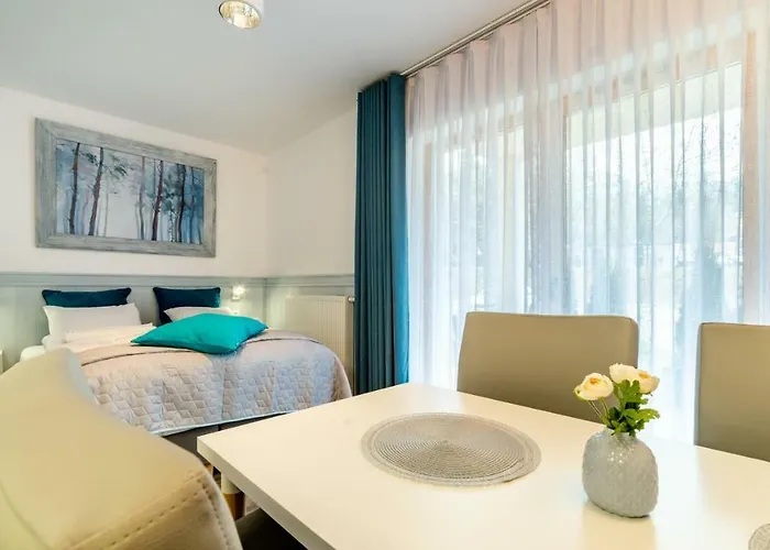 Sarnia Residence, Sun&snow Apartament *