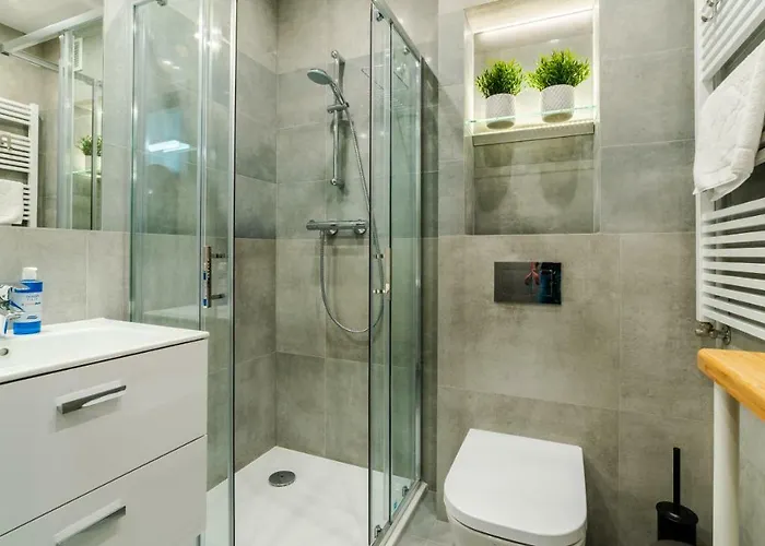 Sarnia Residence, Sun&snow