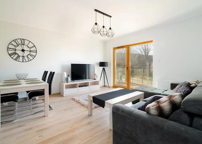 Sarnia Residence, Sun&snow